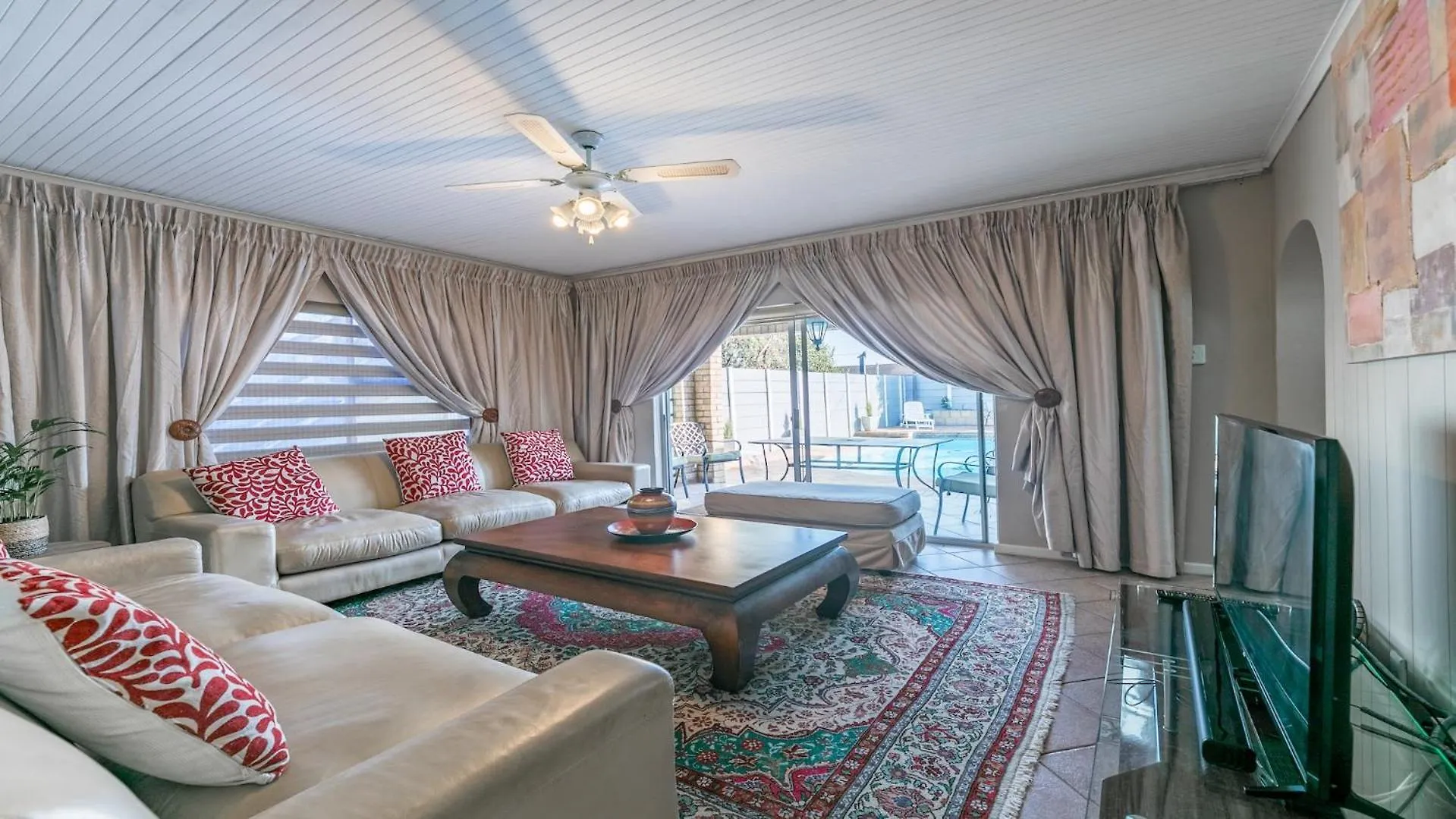 Myzen Guest House -5Min To Canal Walk Mall & 5Min To Grand West Cassino Ciudad del Cabo