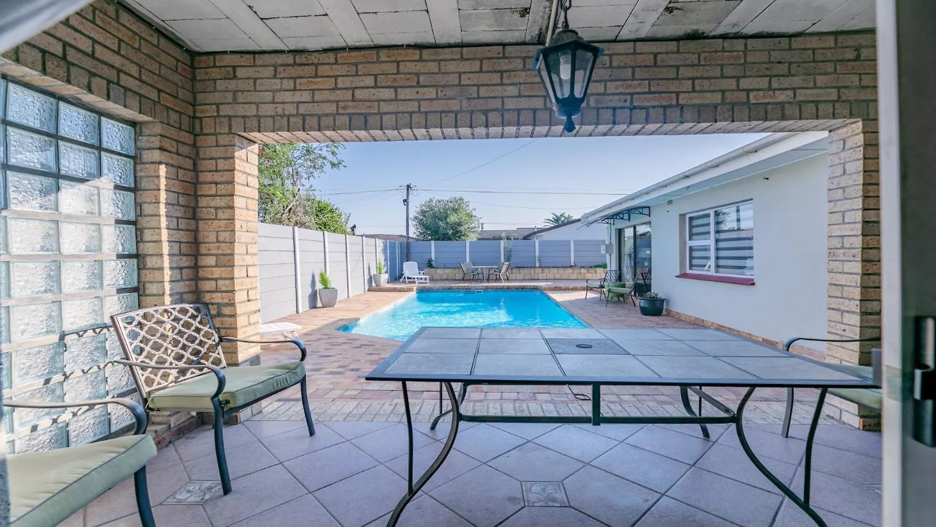 Myzen Guest House -5Min To Canal Walk Mall & 5Min To Grand West Cassino ケープタウン 0*,